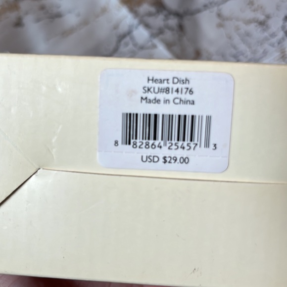 Lenox heart shaped candy dish or jewelry holder cream with gold accents - Picture 6 of 10